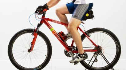 자전거 안장 높이 잘 맞춰야 하는 이유…너무 낮으면 무릎에 무리 갈 수 있어