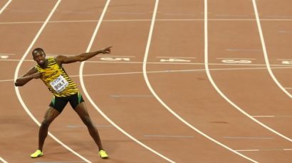 우사인 볼트 200m 결승 4연패…"누구보다 빠르게 남들과는 다르게"
