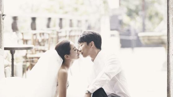 이소연 9월 결혼, 예비신랑과 찍은 웨딩 화보에 '시선집중'