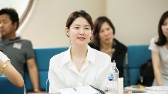 ‘사임당’ 이영애, 진지하게 대본 리딩… 김해숙 "연기 안하고 어찌 살았냐"