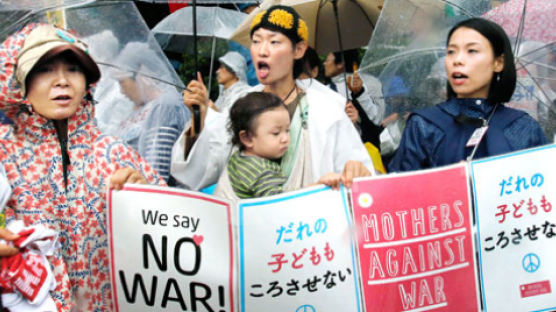일본, 공격받지 않아도 자위대 파견 무력 행사 가능