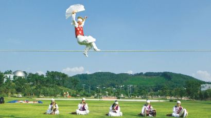 [다이어리│Oct] 바우덕이와 울고 웃고… 신명 나게 놀아 보라