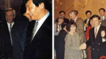 21년 만에 미국 라오펑유 재회 … 시진핑 ‘추억 외교’