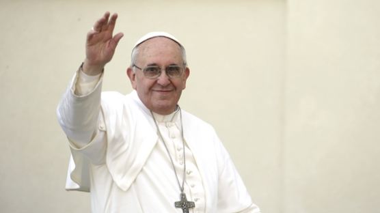 프란치스코 교황 미국 도착…오바마 '이례적인' 특별 영접