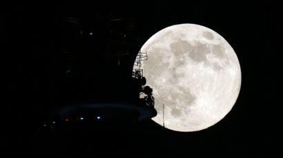 달 모양이 변하는 이유, 달이 공전하기 때문… 달과 건강의 관계는?