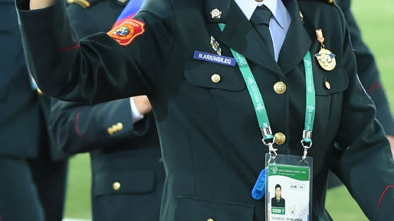 117개국 군인들 솔저댄스 췄다…성화 최종점화자는 '연평해전 영웅'