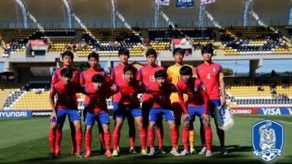 U-17 월드컵 한국-잉글랜드, 0:0 무승부… 2승 1무로 한국 16강 진출 확정