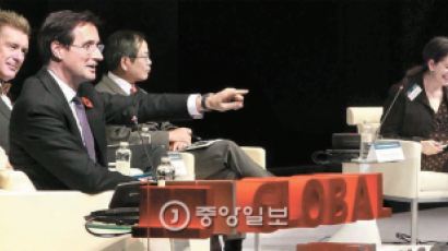 [J글로벌-채텀하우스 포럼] “아시아의 운명 미·중에 못 맡겨 … 독자 목소리 내자”