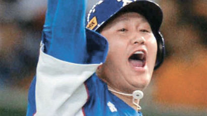[사진] 일본 MVP 이대호, 일본 울렸다