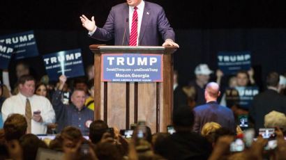미국 언론들 '막말' 트럼프에 등 돌린다 