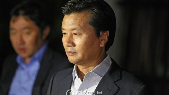 심학봉 전 의원, 서울 자택서 체포