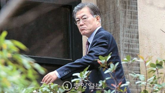 야당 분열 대가 … 새누리, 내일 총선 땐 서울·호남 빼고 1위