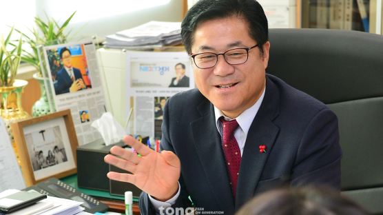 [TONG] 경기도 여야 동거 정부 1년 실험, 이기우 사회통합 부지사에게 묻다