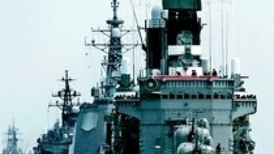 불안한 동중국해…"일본, 中군함 센카쿠 침범 땐 자위대함 파견"