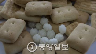 군인 대표 간식 ‘건빵’업체들 담합…공정위 과징금 12억원