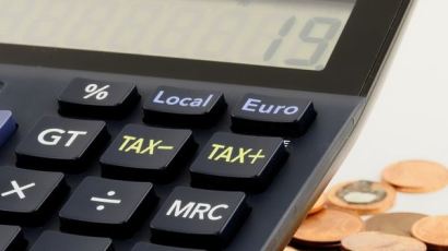 편리한 연말정산 개시… 맞벌이 부부 위한 세금 절약 서비스