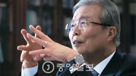 “최고위원·친노 간섭하면 위원장직 즉각 물러나겠다”