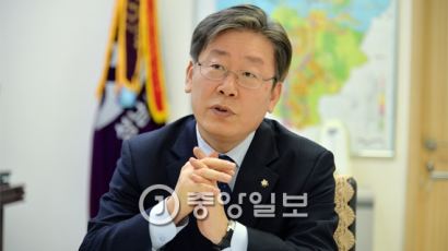 이재명 성남시장, "김무성 대표 공개토론 하자"