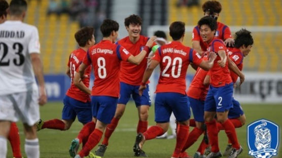 한국 카타르 격파, '8회 연속 올림픽 본선 진출' …한국 일본과 30일 맞대결