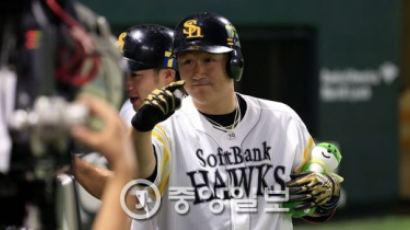 일본 매체 "이대호, MLB 제시액 낮으면 일본 잔류"