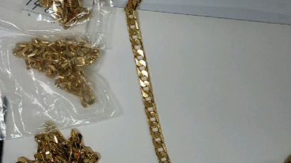[사회] 가짜 금목걸이로 전당포에서 3억원 가로챈 40대 구속 