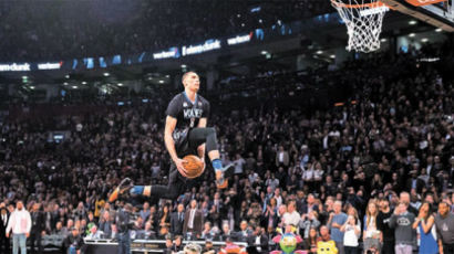 [사진] 라빈, 2년 연속 NBA ‘덩크왕’ 올라 
