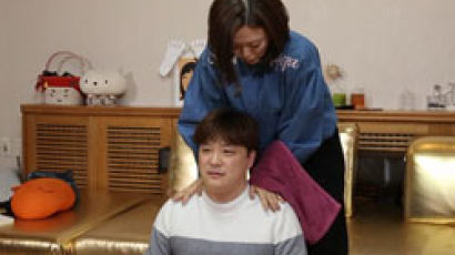 [오늘의 JTBC] 윤정수, ‘가모장’ 김숙 상대로 시한부 왕 놀이