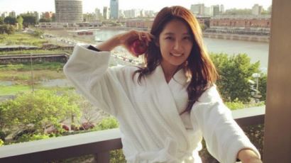 '마이리틀베이비' 남지현, 호텔에서 가운만 입고…"후광 비치는 미모"
