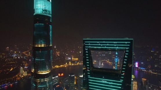 3대 명물 보유한 세계 2위 고층빌딩 상하이타워 완공