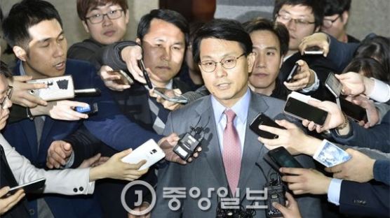 새누리당, '욕설파문' 공천배제 친박 윤상현 지역구에 후보 재공모
