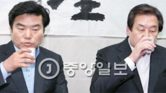 허 찔린 친박 “박 대통령 향해 전쟁 선포” 격한 반응