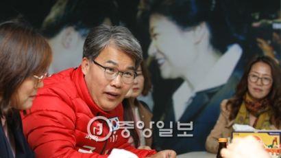 '출마 무산' 이재만 "김무성 법적 책임 묻겠다"
