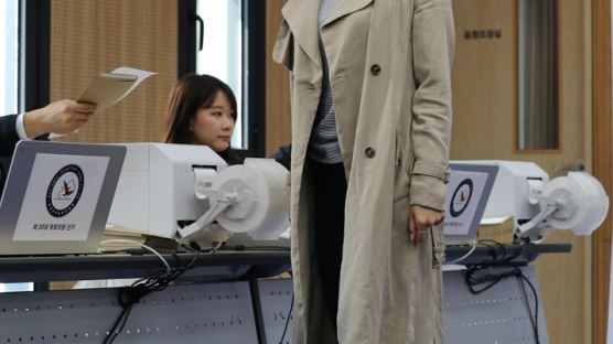 에이핑크 오하영, 20대 총선 사전투표