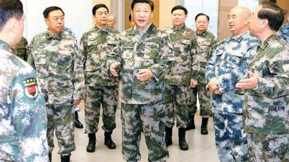 [단독] 군화 신은 시진핑 … 연합작전지휘센터‘총지휘’까지 맡아