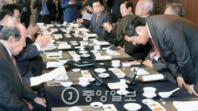 김수한 "박 대통령 결자해지해야"