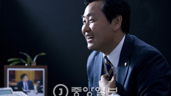 '박지원의 남자' 김관영 "조율하는 원내수석부대표 되겠다"