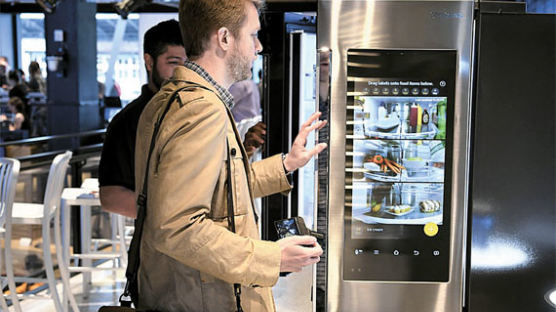 똑똑한 693만원짜리…미국 전역에 선보인 삼성냉장고