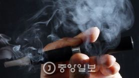 ‘20분 만에 펑’…폭발위험 중국산 불량 전자담배 유통업자 적발 