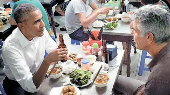 [사진] 오바마의 베트남 첫 저녁은 2100원짜리 쌀국수 ‘분짜’