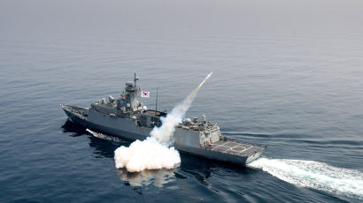 해군 동해상서 미사일 실사격