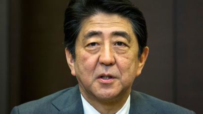 일본 소비세 인상 또 연기…야당 “아베노믹스 실패”