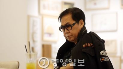 '대작(代作) 의혹' 가수 조영남 3일 검찰에 소환