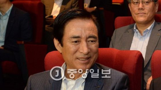 롯데그룹 압수수색 … '가신 5인방'의 역할은?