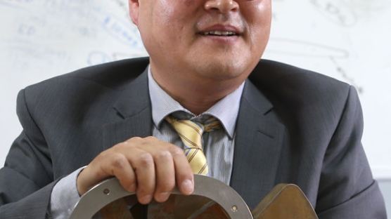 [2016 퍼스트펭귄] 반도체에 반한 전직 금융맨 공준호 임나노텍 대표 “3000억 시장 열쇠 찾았다”