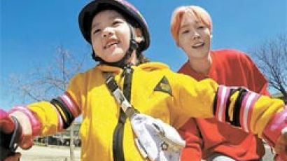 [오늘의 JTBC] 아이돌 그룹 위너의 두발 자전거 강습