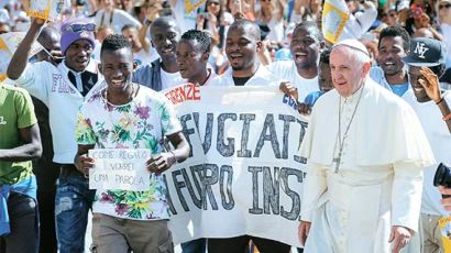 [사진] 프란치스코 교황 ＂난민은 형제” 