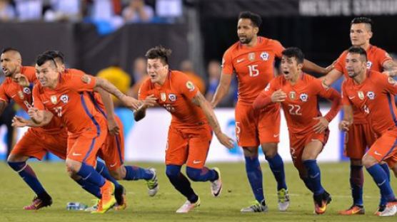 승부차기 실축한 메시… 칠레, 코파아메리카 우승
