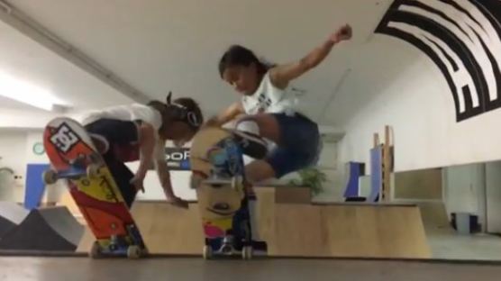 [영상] 스케이트보드를 타는 어린 남매... 나이를 알고보니 ‘헉’