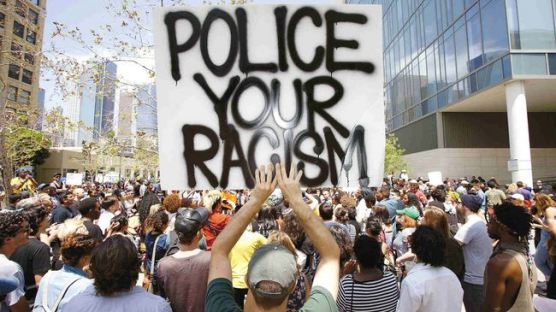 '검은 분노' 들썩…흑인여성 사망 "경찰 잘못 없다" 