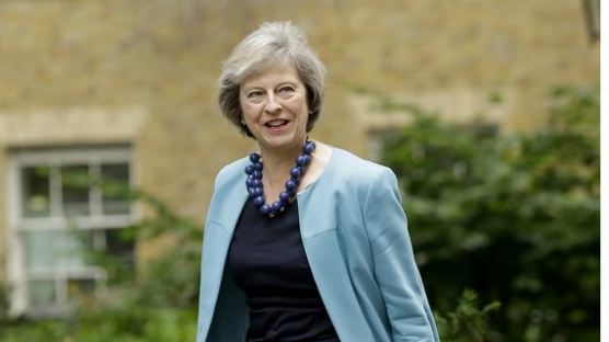 테리사 메이, 영국 사상 두 번째 여성 총리로 취임